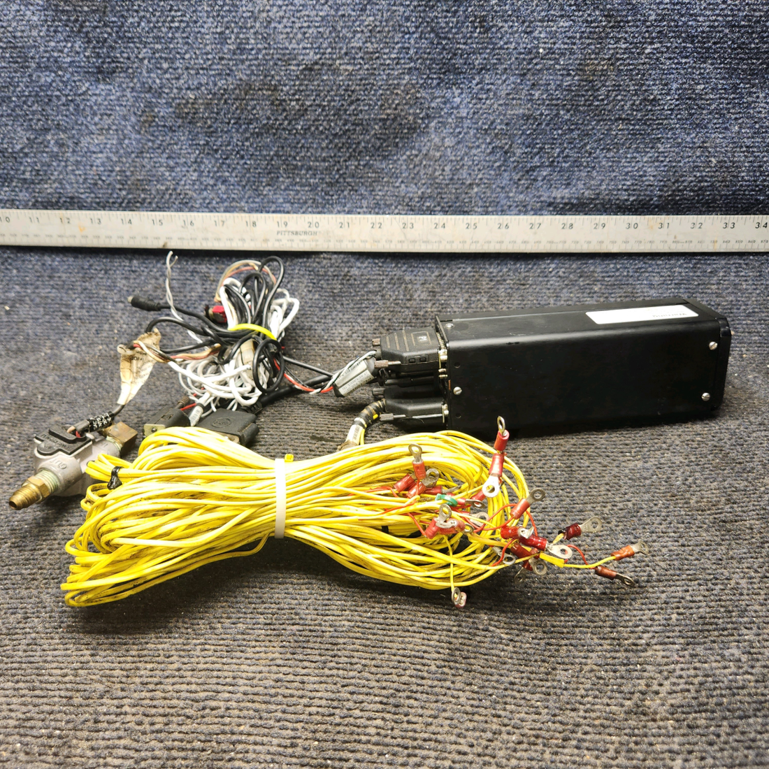 Used aircraft parts for sale, EGT-701 J.P. Instruments Beechcraft 35-33 Engine Data Monitor Set
