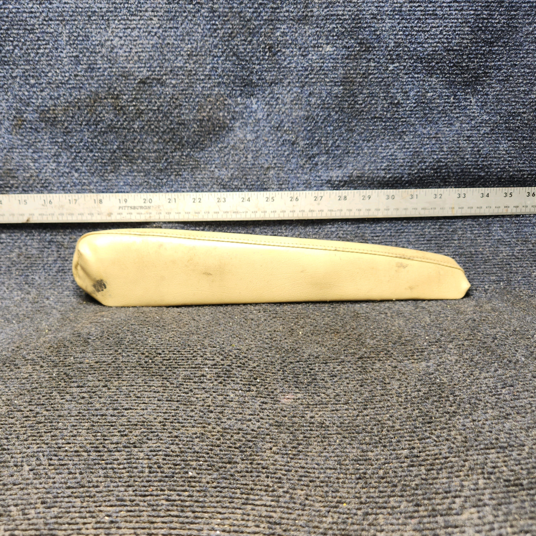 Used aircraft parts for sale, 0500104-53 Cessna 172 Arm Rest RH