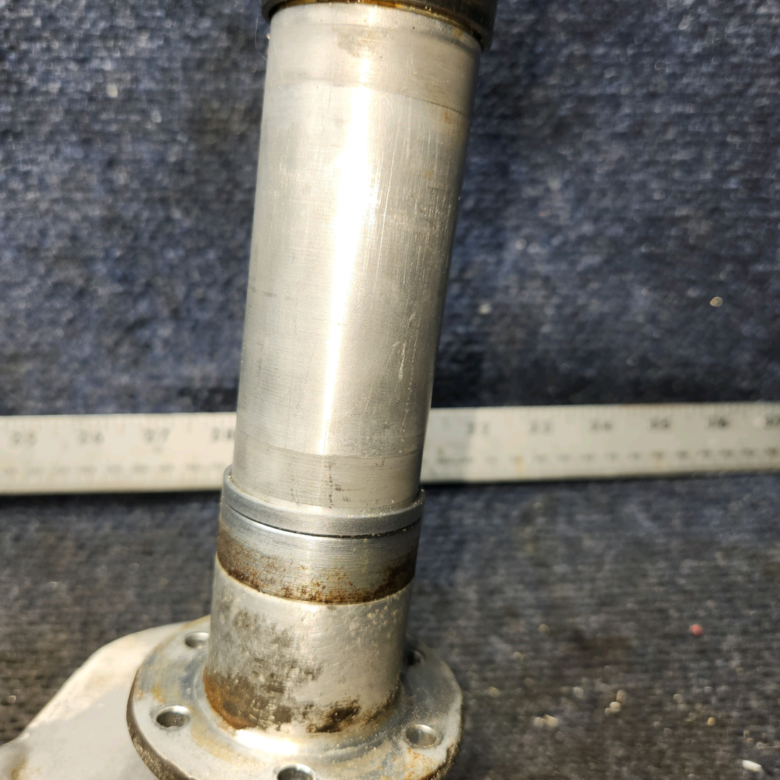 Used aircraft parts for sale, 78738-02 Piper PA-28-140 Stub Axle with Chrome Piston Tube – LH