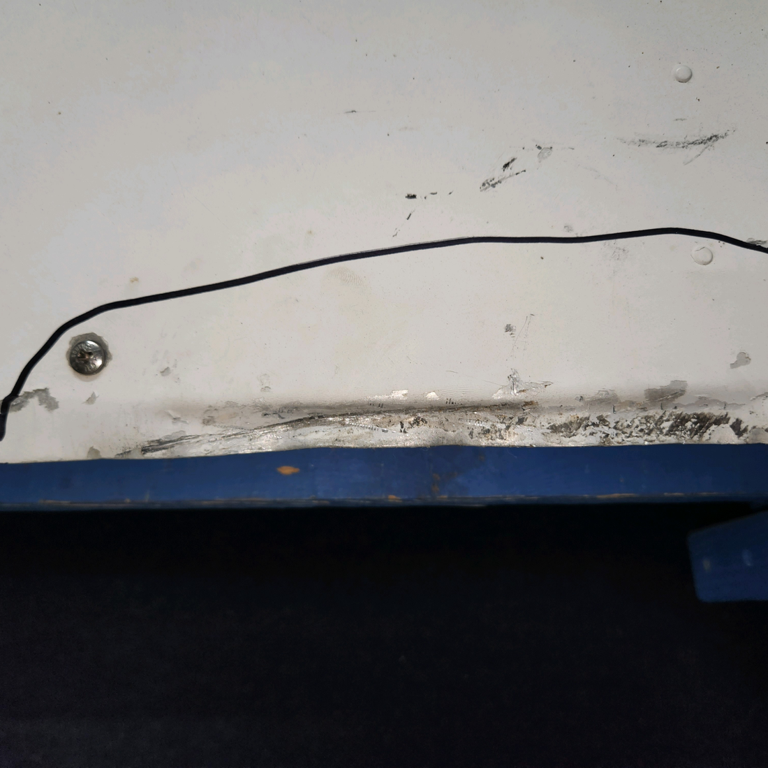 Used aircraft parts for sale, 0552162-14 cessna 172N Upper Spotweld Assembly – Cracked, Dented and Bent