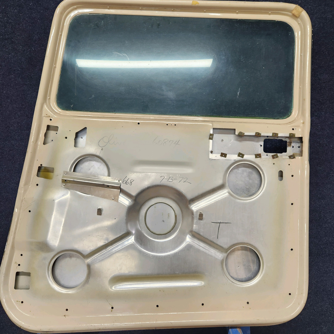 Used aircraft parts for sale, 0511460-10 Cessna  [part_model] CABIN DOOR STRUCTURE RH WITH WINDOW