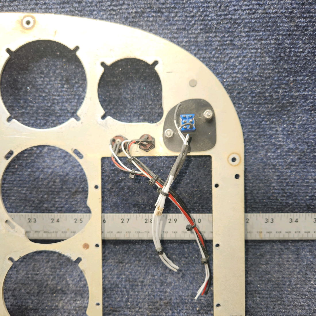 Used aircraft parts for sale, 2413019-1 Cessna 172RG Shock Panel Assy