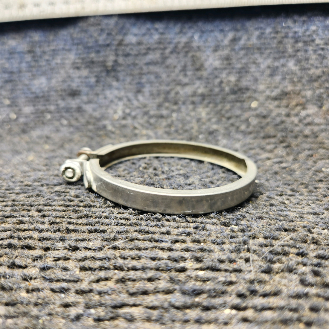 Used aircraft parts for sale, C17326 AESC cessna 172N Clamp Assembly