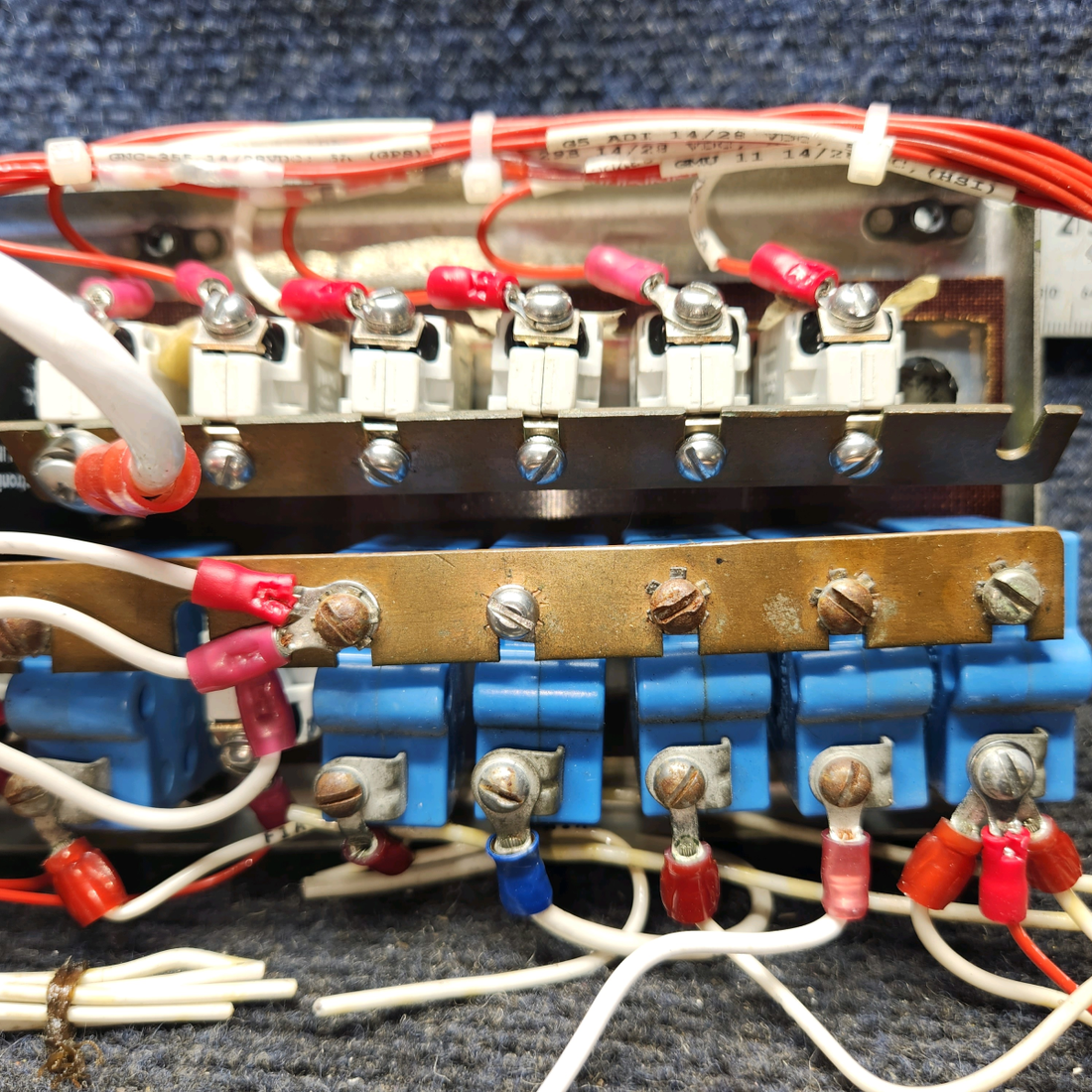 Used aircraft parts for sale, 99696-000 Piper PA28-140 Circuit Breaker Panel with Breakers