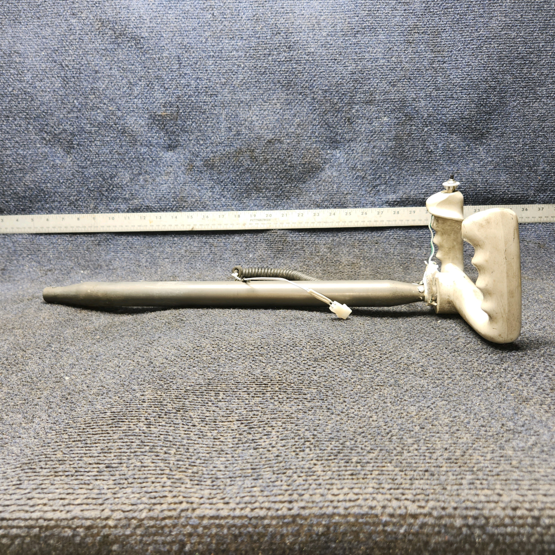 Used aircraft parts for sale, 35-380060-19 Beechcraft C23 SUNDOWNER Control Wheel Assy - RH