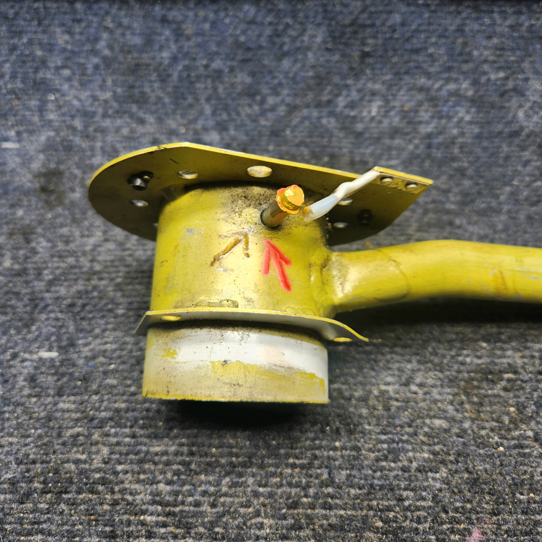 Used aircraft parts for sale, 68416-003 PIPER PA28-161 Warrior III CABIN AIR VENT VALVE ASSEMBLY RH SOLD AS A CORE NO RETURNS.