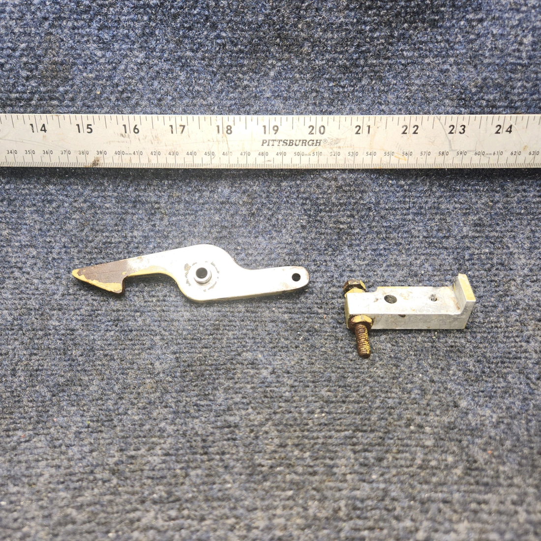 Used aircraft parts for sale, 169-810057-3 Beechcraft A24R Uplock Hook