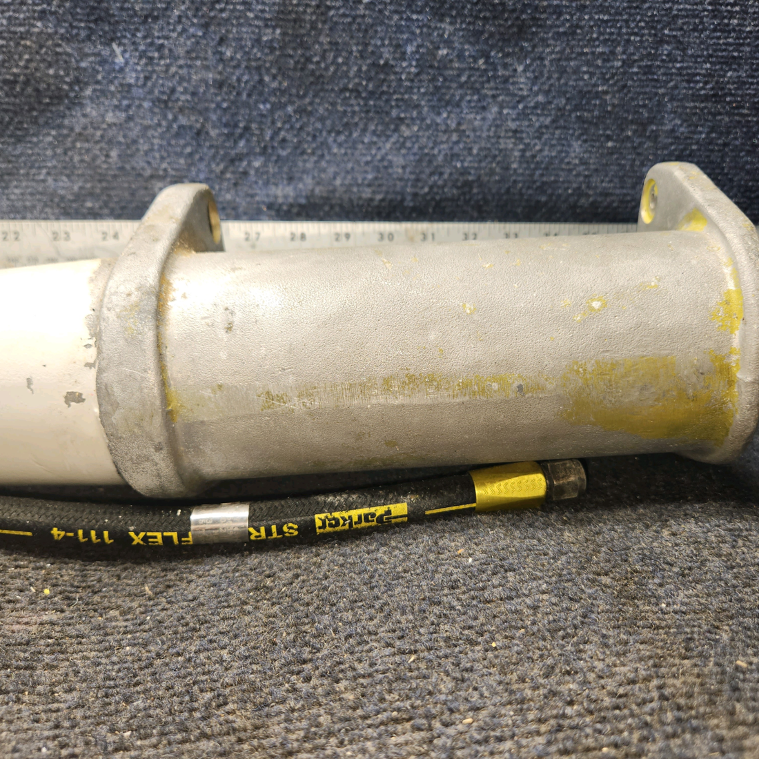 Used aircraft parts for sale, 35644-902 Piper PA28-140 Main Landing Assembly - LH