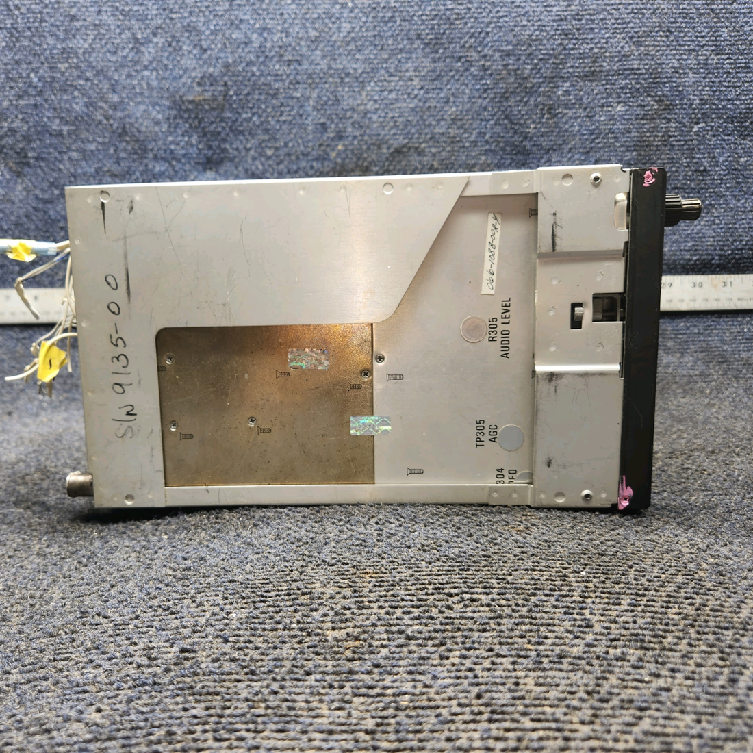 Used aircraft parts for sale, 066-1068-00R-4 Bendix King KN64 Beechcraft 95-B55 DME WITH RACK AND CONNECTOR