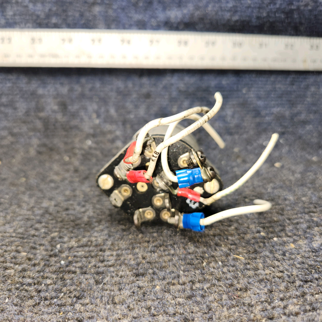 Used aircraft parts for sale, 10-357200-1 TCM Piper PA28-161 Ignition Switch Assembly with Keys