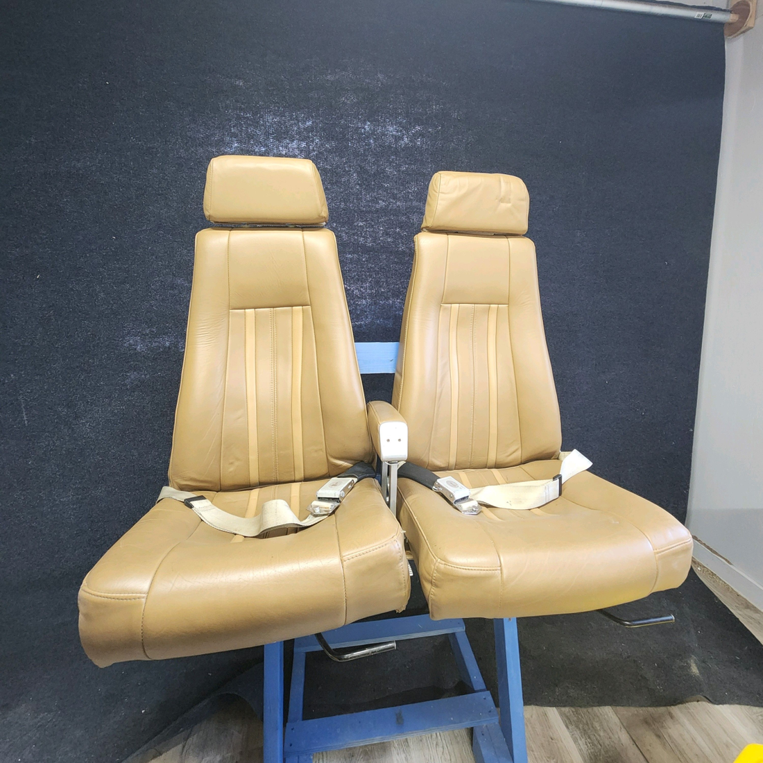 Used aircraft parts for sale, 33-530024 / 33-530041 Beechcraft F33A F33A LEATHER FOUR SEAT AND CARPET "SEE PHOTOS FOR DETAILS":