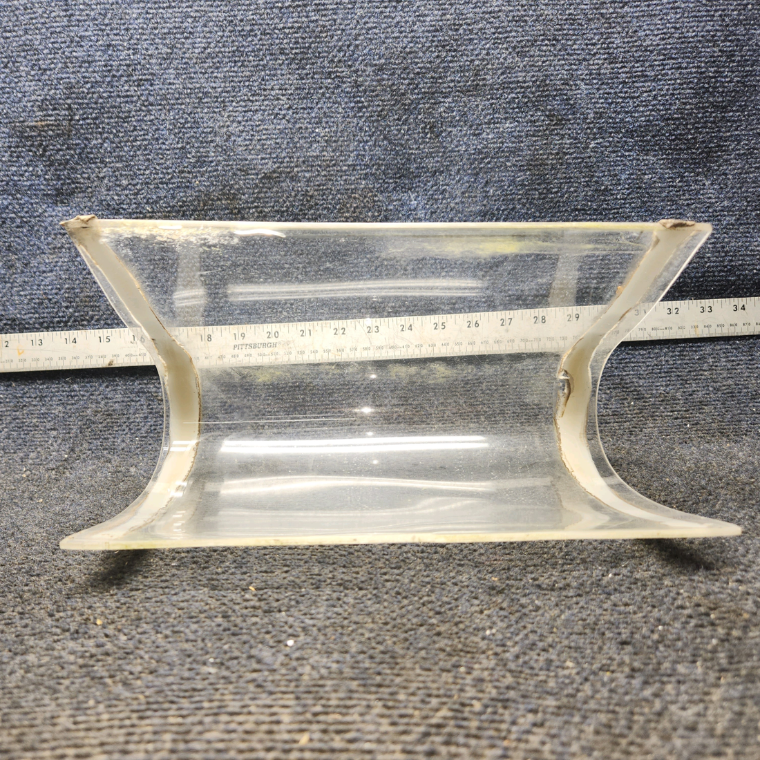 Used aircraft parts for sale, 0722100-4 Cessna 182G Landing Light Window Lens