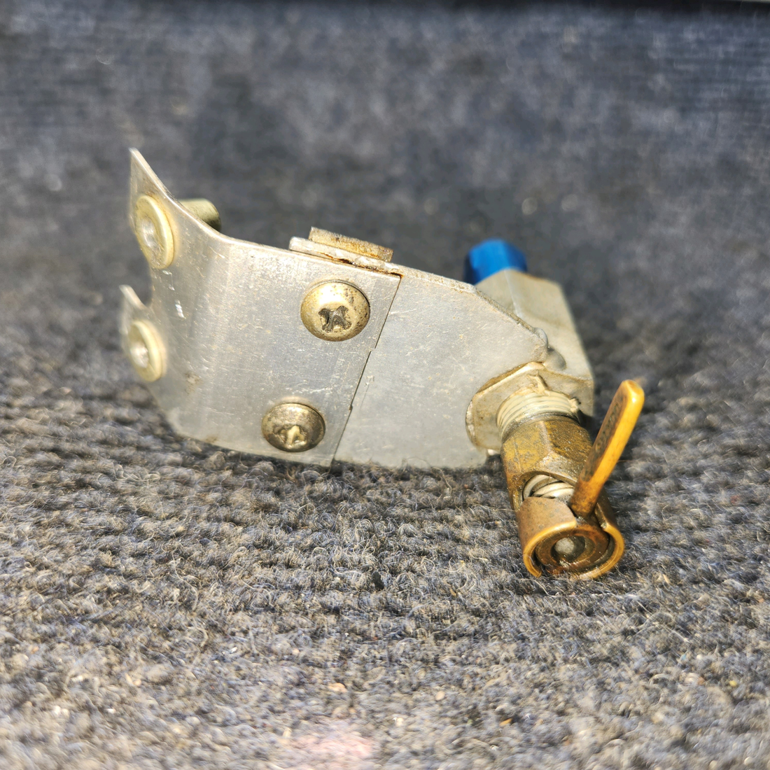 Used aircraft parts for sale, 96143-000 Piper PA28-161 Static Air Vent Valve Assembly