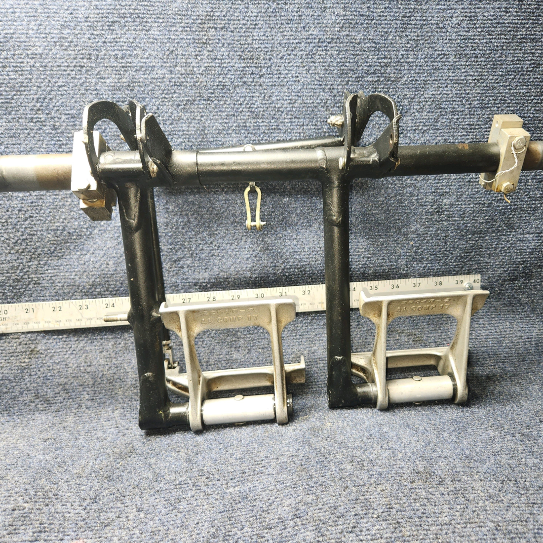 Used aircraft parts for sale, 22370-000 / 22048-000 PIPER PA-24-250 Rudder Pedal Bar w Pilot Pedals & Links