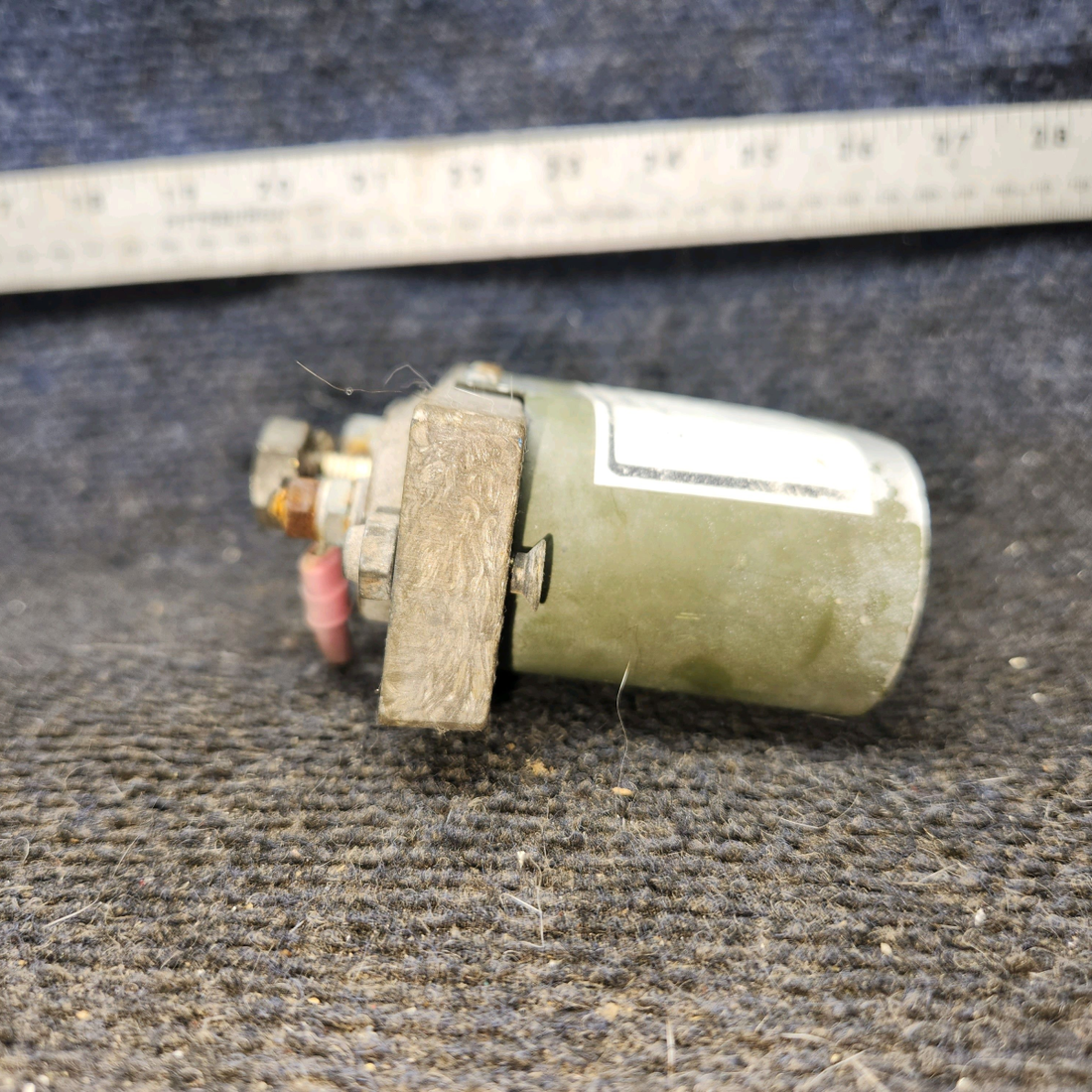 Used aircraft parts for sale, MS3506-1 cessna 172N External Power Receptacle – 12V