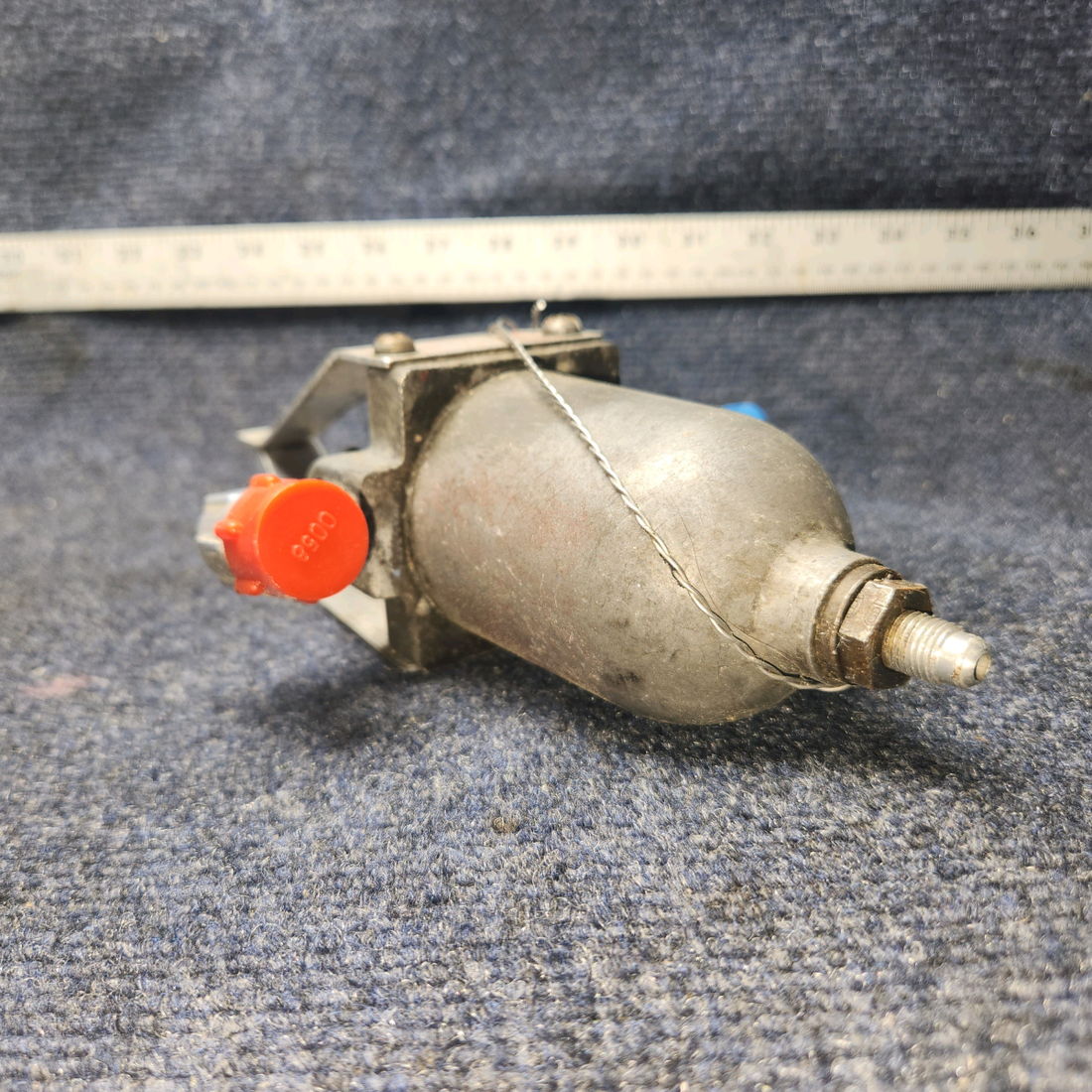 Used aircraft parts for sale, 0756005-10 Cessna 172RG Fuel Strainer Assembly