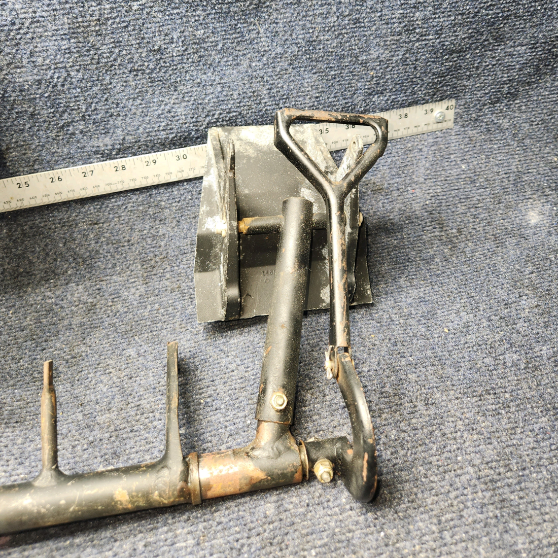 Used aircraft parts for sale, 0411306-11 Cessna C-150J Rudder/Brake Pedal Bar Assy Sold as a set