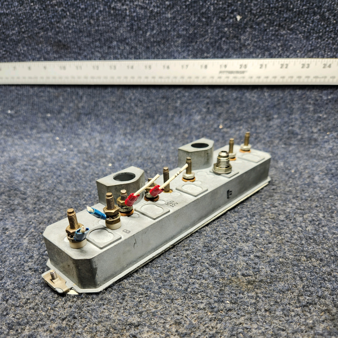 Used aircraft parts for sale, 95241-020 PIPIR PA32RT-300 INSTRUMENT CLUSTER (VOLTS: 14)