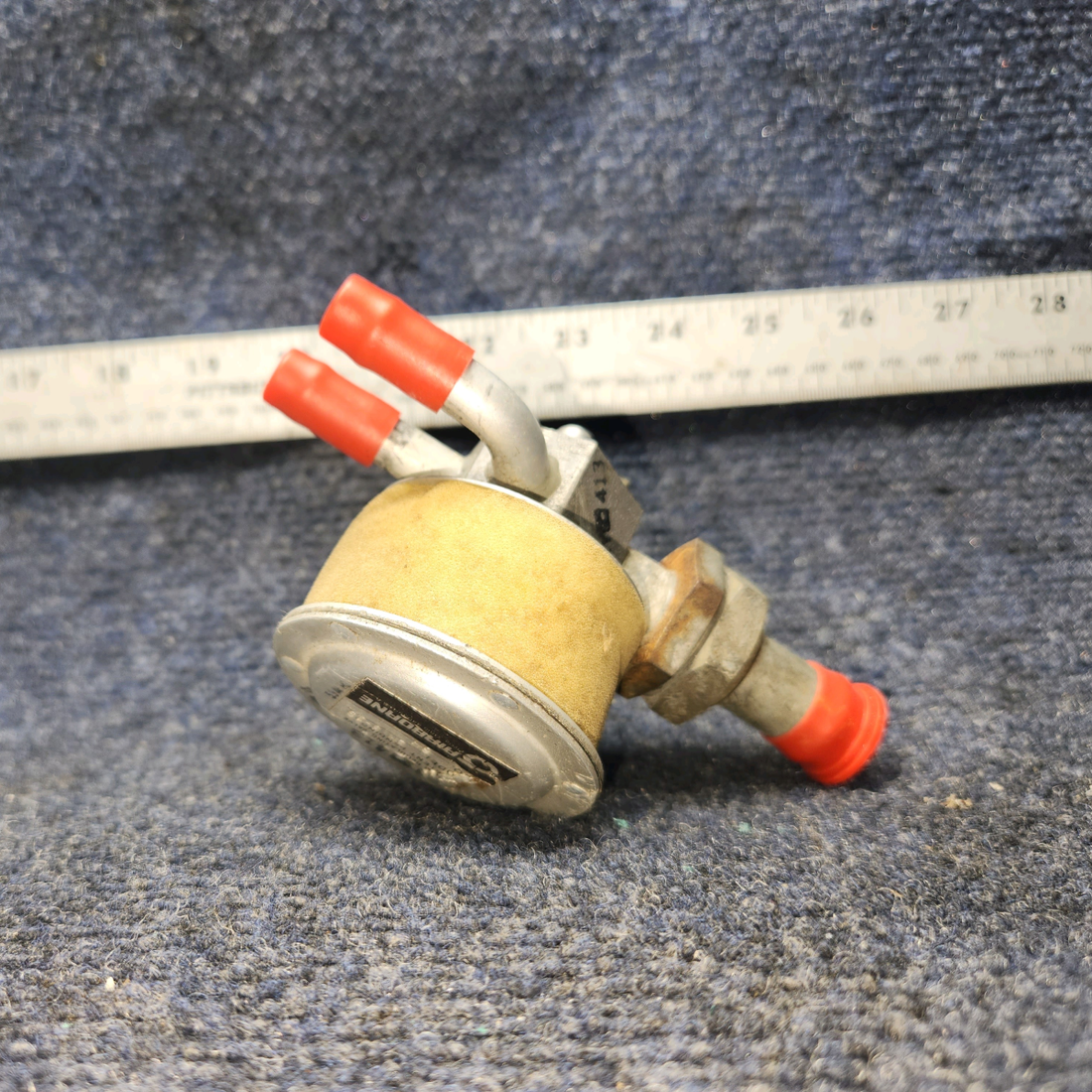 Used aircraft parts for sale, 2H3-19 Airborne PIPER PA28RT-201 Vacuum Regulating Valve