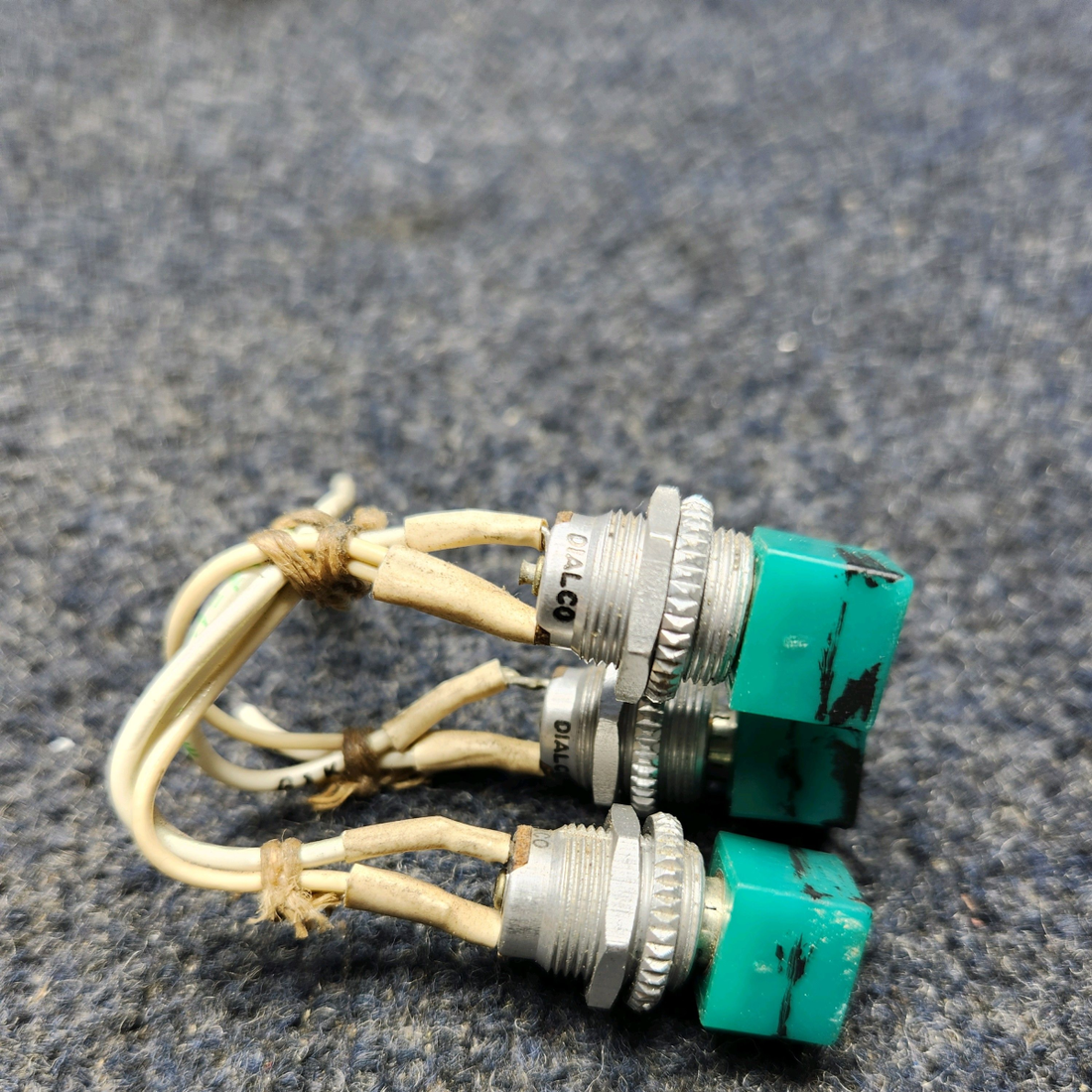 Used aircraft parts for sale, 67422-005, 67422-006 PIPIR PA32RT-300 LANDING GEAR INDICATOR LIGHT SET