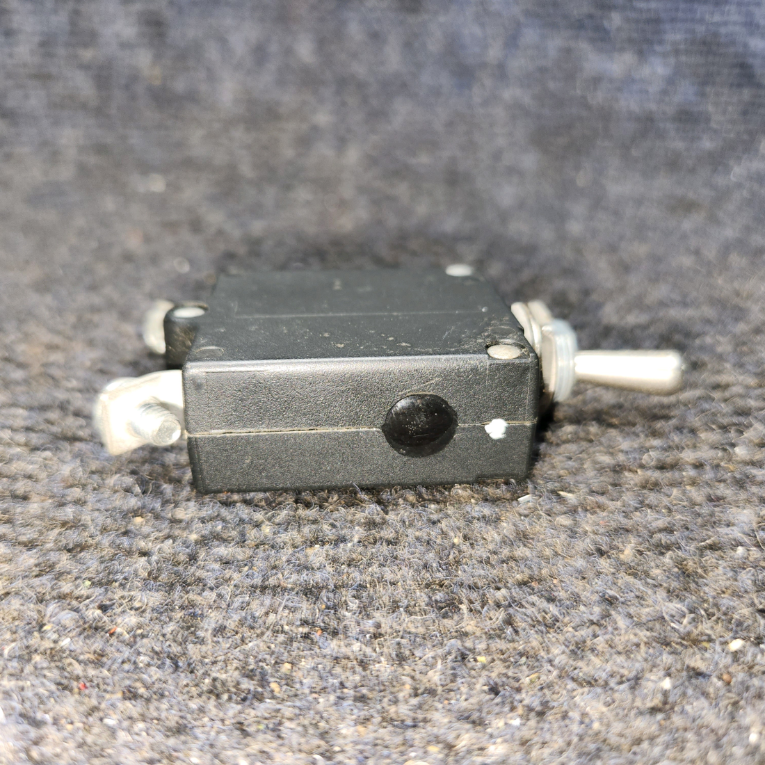Used aircraft parts for sale, W31-X2M1G-50 Cessna C175 Circuit Breaker Switch – 50 Amps