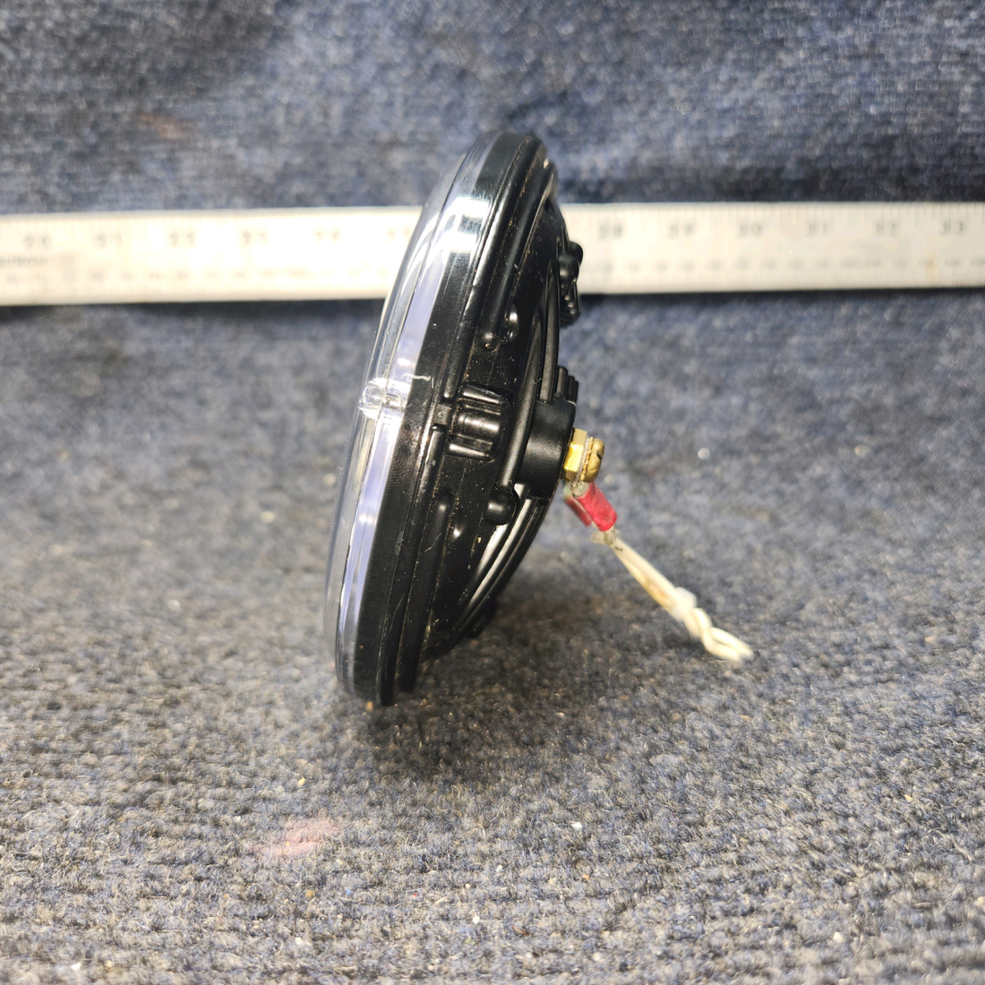 Used aircraft parts for sale, 01-0771424-20 WHELEN PLED2L BEECHCRAFT 95-55B Landing Light  - LED  28V