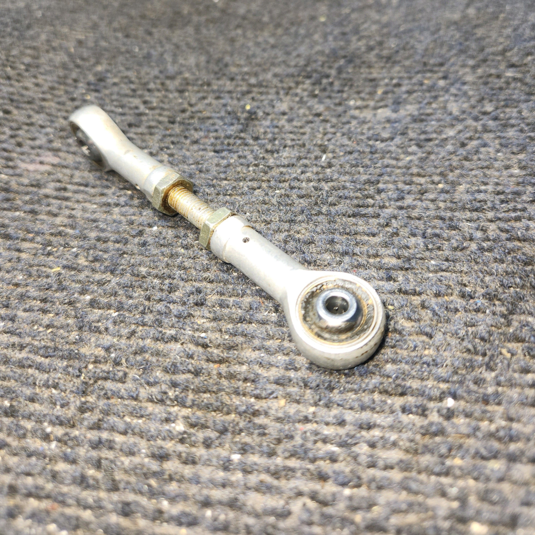 Used aircraft parts for sale, 0743608-1 Cessna 182G Push/Pull Rod Assembly Nose Gear Steering RH