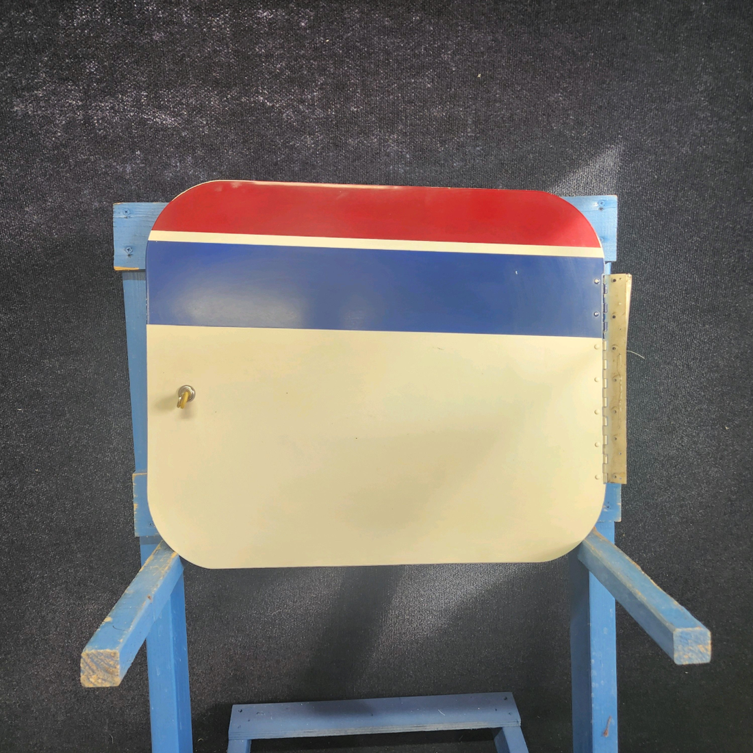 Used aircraft parts for sale, 169-410011-601 Beechcraft A23A Musketeer Custom III BAGGAGE DOOR WITH HINGE