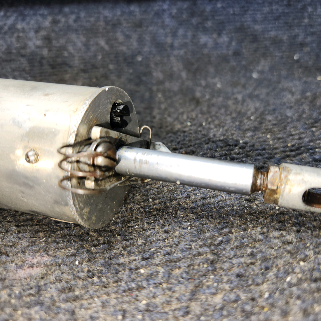 Used aircraft parts for sale, 0541138-13 Cessna 172 Brake Cylinder Assembly - LH