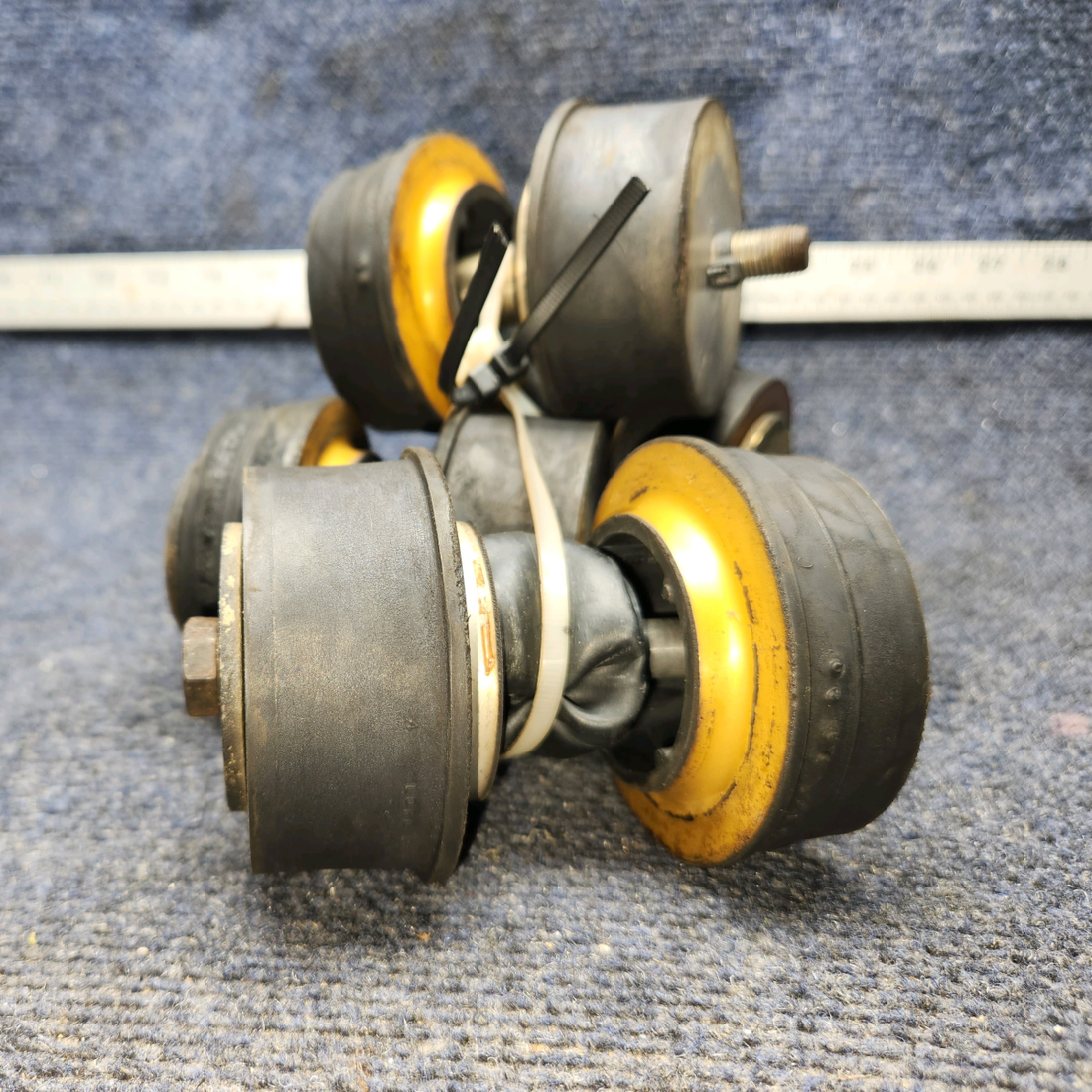 Used aircraft parts for sale, J-9612-8 PIPER PA28-161 Lord Shock Mount kit - Set of Four