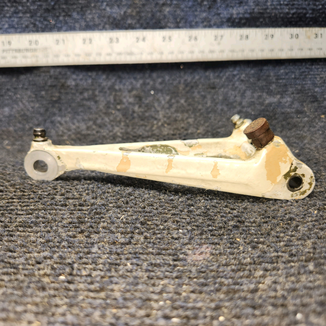 Used aircraft parts for sale, 35-825060 BEECHCRAFT F35 Nose Gear Torque Knee Assembly Upper or Lower