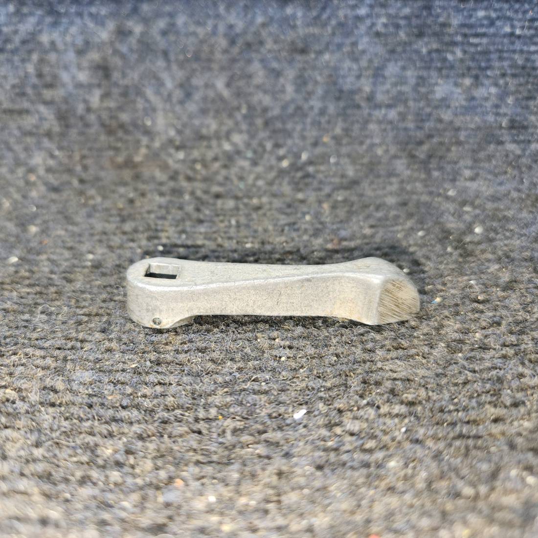 Used aircraft parts for sale, 0716612-202 Cessna 172 Fuel Selector Handle