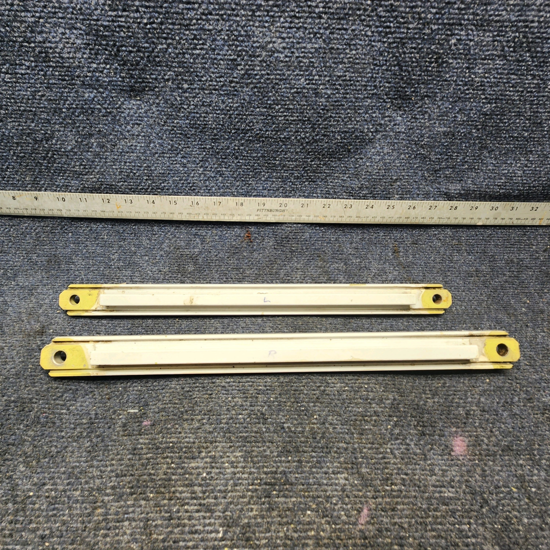 Used aircraft parts for sale, 35-815252-3 Beechcraft F33A MAIN GEAR COLUMN AFTER PRICE PER EACH