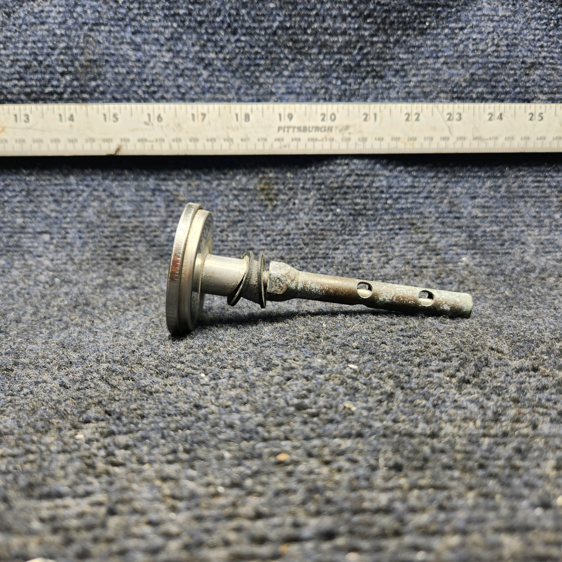 Used aircraft parts for sale, 35-380019-1 Rochester Beechcraft A23A Musketeer Custom III FREE AIR TEMPERATURE INDICATOR