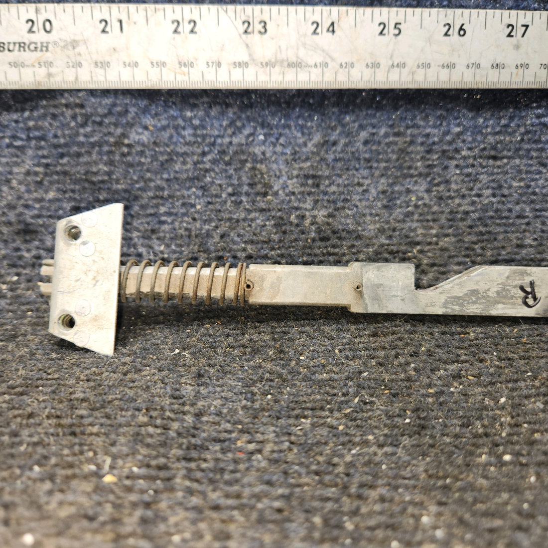 Used aircraft parts for sale, 0511260-2 cessna 150G Door Latch Bolt – RH