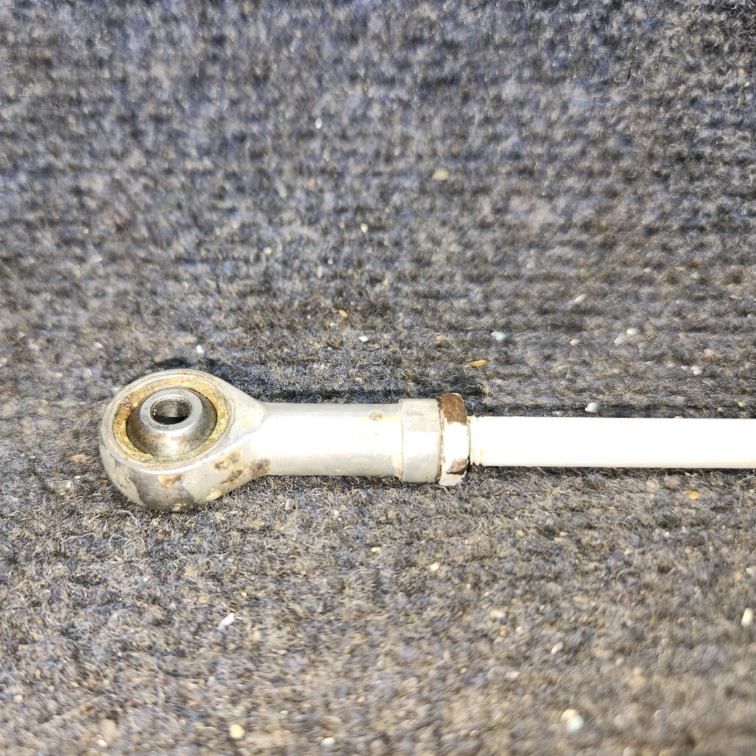 Used aircraft parts for sale, 0523537 cessna 150G Flap Push-Pull Rod Assembly