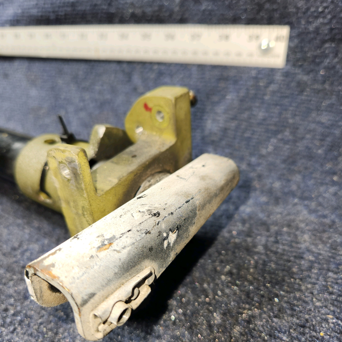 Used aircraft parts for sale, 62705-000 PIPER PA28-161 Warrior III FLAP TORQUE TUBE WITH LH, RH FITTINGS AND TUBE ENDS