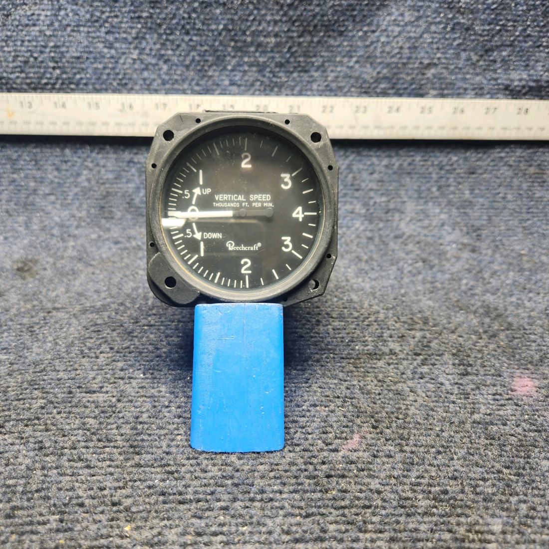 Used aircraft parts for sale, 7040 United Instruments Beechcraft F33A VERTICAL SPEED INDICATOR