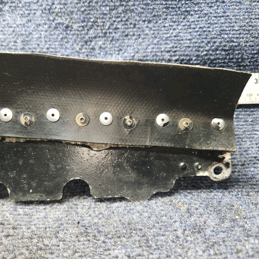Used aircraft parts for sale, 2455029-1 Cessna 172RG CENTER BAFFLE ASSY