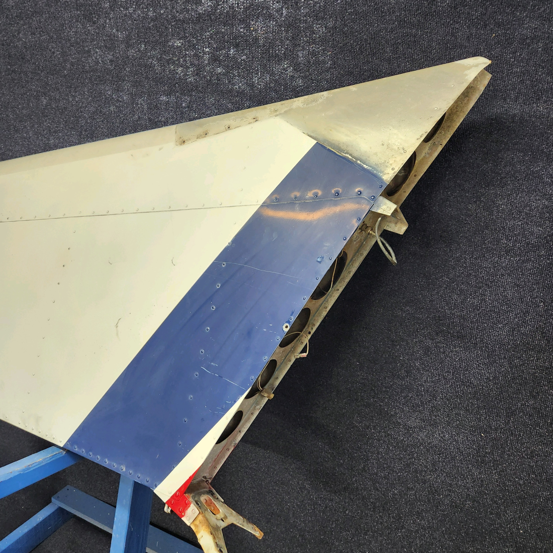 Used aircraft parts for sale, 0531006-110 CESSNA C172RG VERTICAL FIN ASSEMBLY