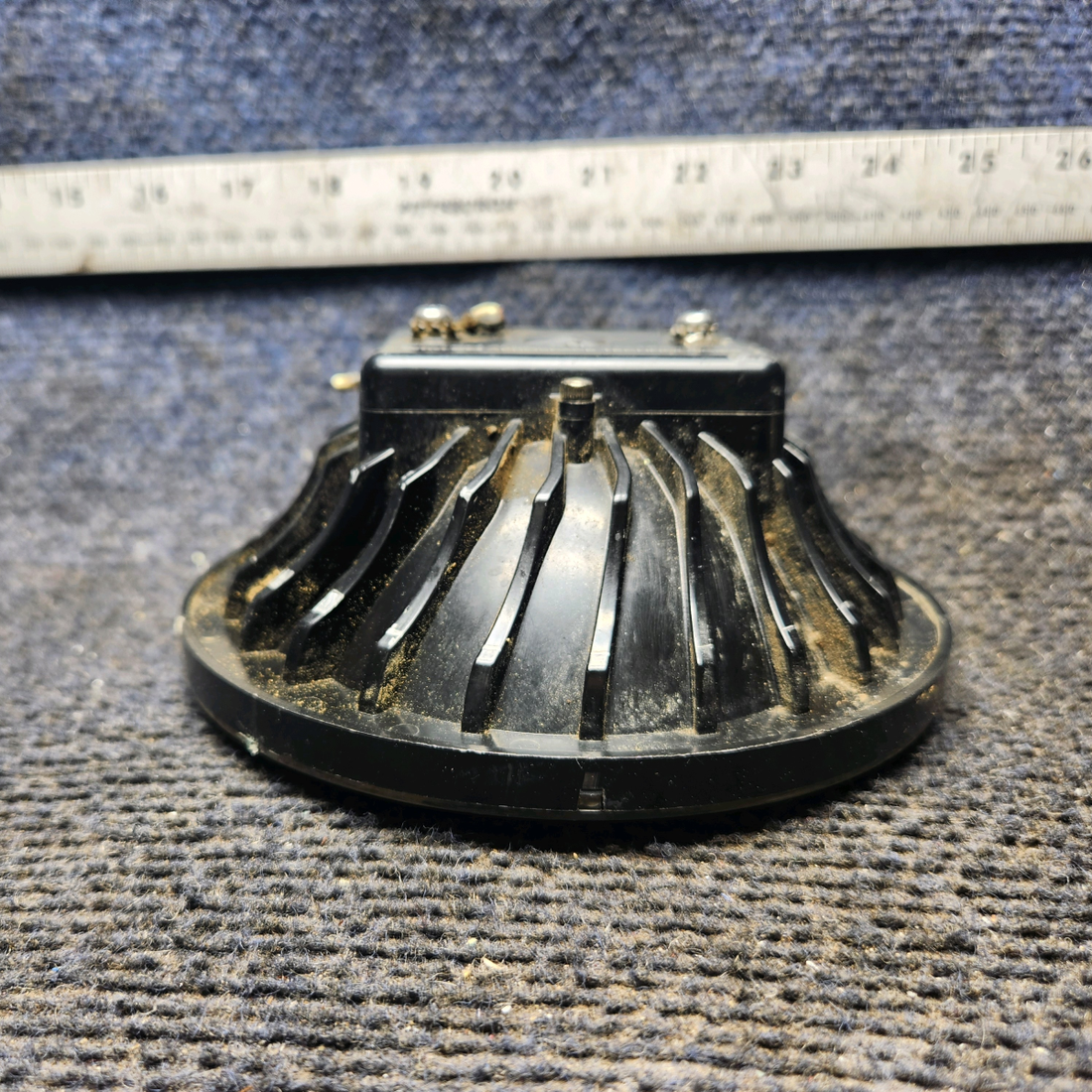 Used aircraft parts for sale, LSM-SCD-039-1 Whelen Beechcraft 35-33 LED Landing-Taxi Light