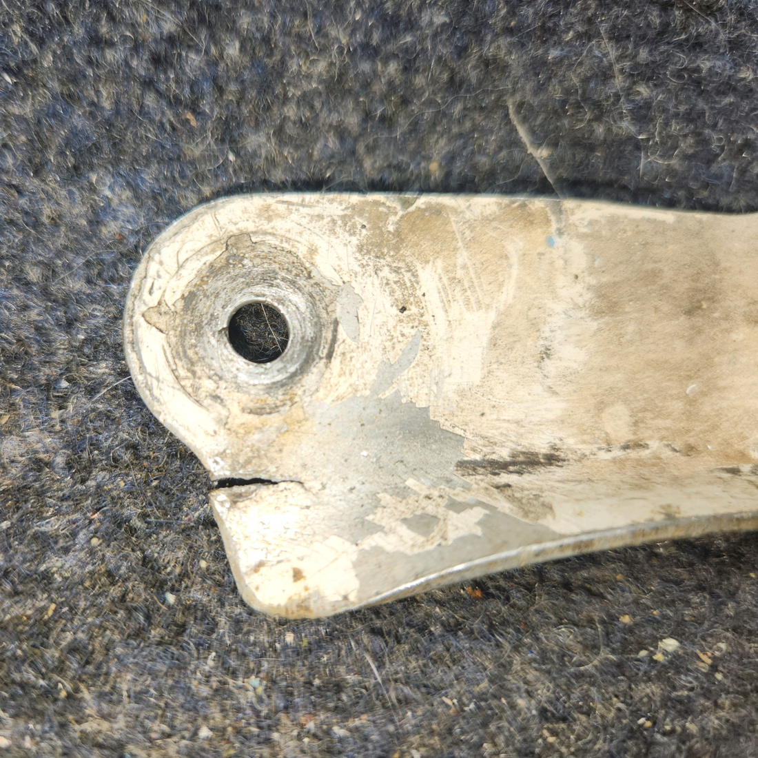 Used aircraft parts for sale, 0541218-1 cessna 172N Wheel Fairing Bracket Stiffener – LH