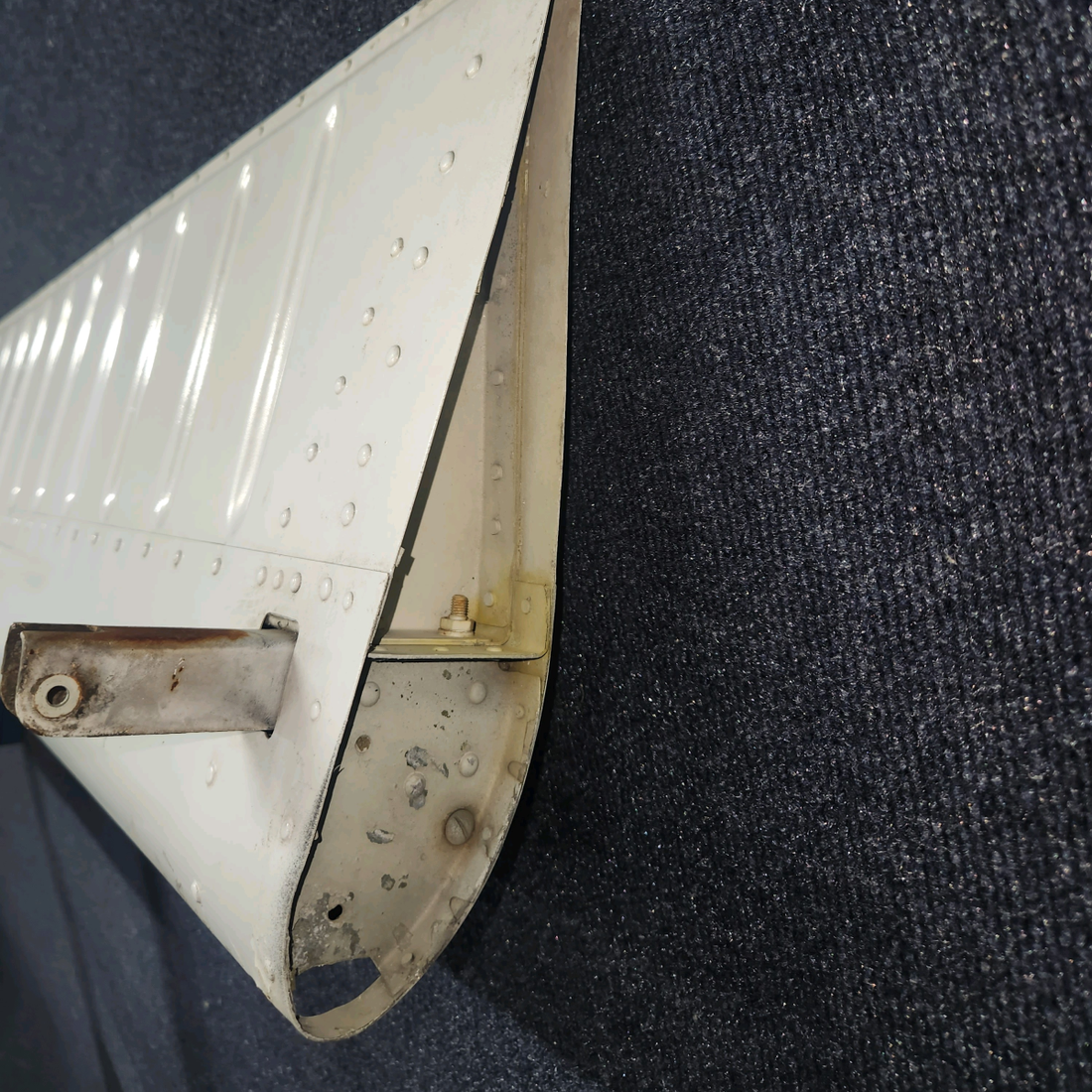 Used aircraft parts for sale, 65591-000 Piper PA28-161 Flap Assembly LH