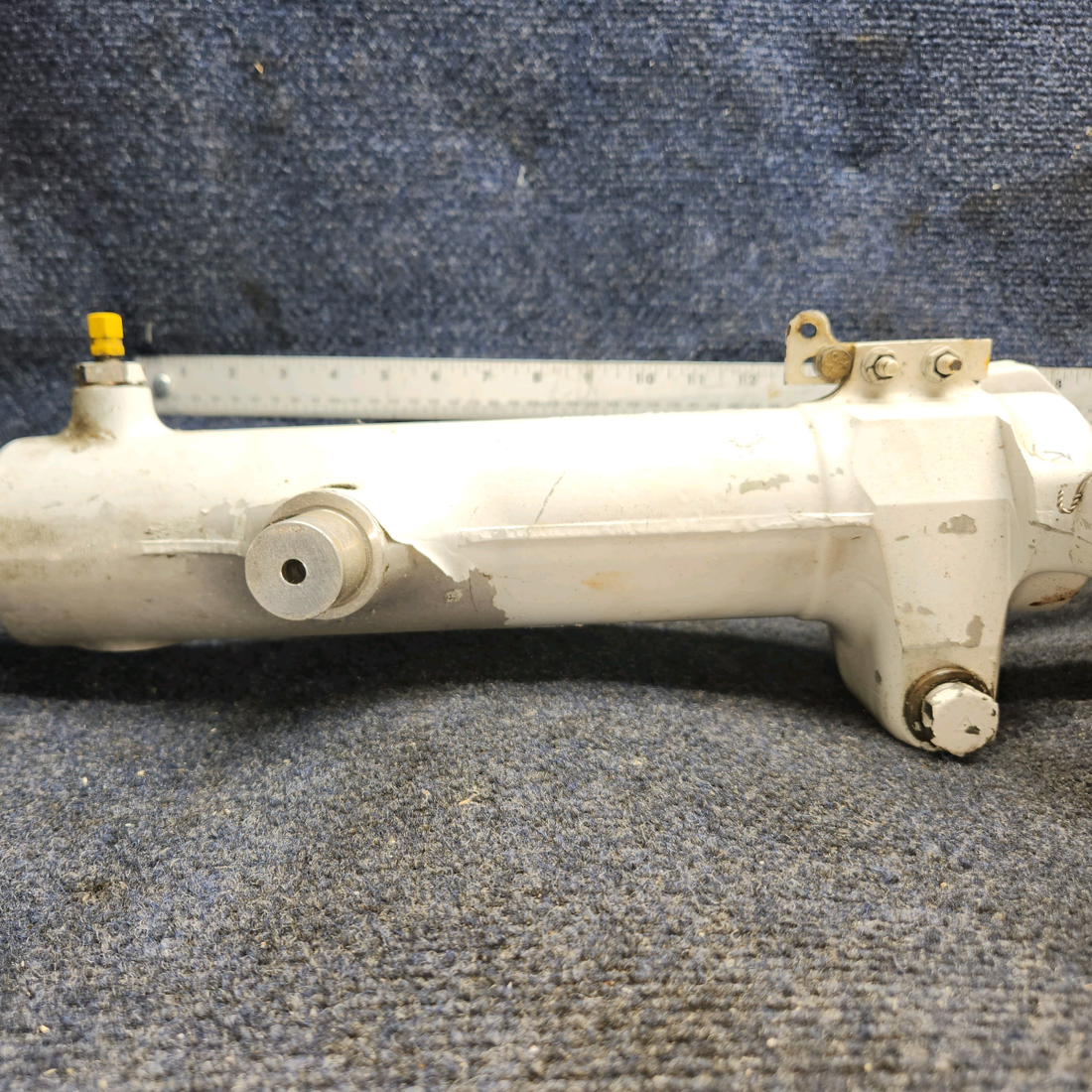 Used aircraft parts for sale, 96766-017 Piper PA32RT-300 Main Gear Strut Assembly with Torque Links - RH