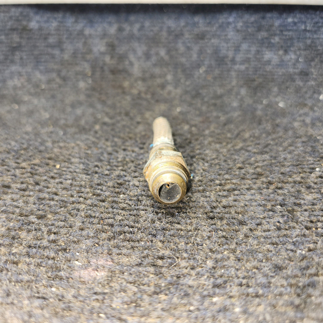 Used aircraft parts for sale, 0422130 Cessna 172F Fuel Tank Strainer (Finger Screen)