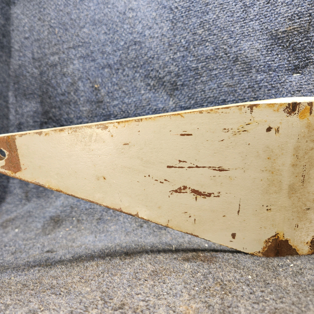 Used aircraft parts for sale, 0541164-3 Cessna 172F Main Landing Gear Spring LH