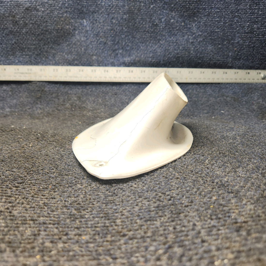 Used aircraft parts for sale, 0522150-1 Cessna 172RG Lower Strut Faring - LH