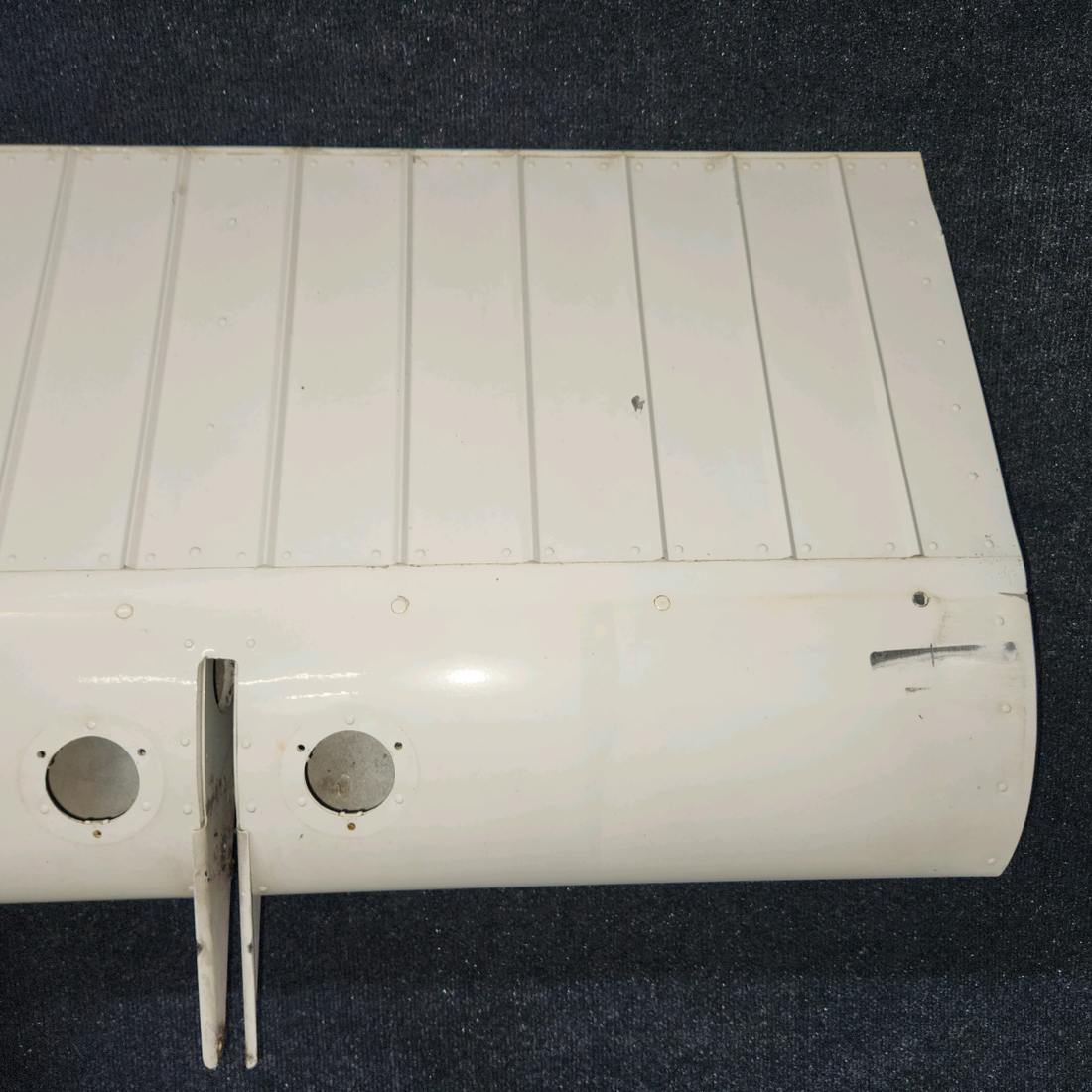 Used aircraft parts for sale, 0523901-38 cessna 172N Flap Assembly – RH
