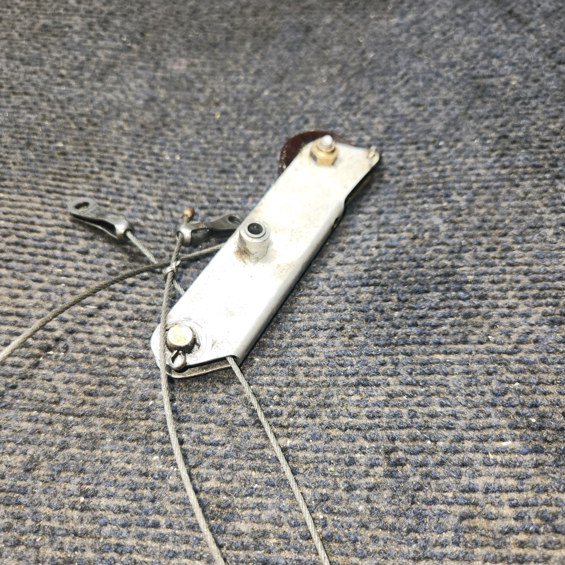 Used aircraft parts for sale, 0713693-2 Cessna 182G Parking Brake Support Angle