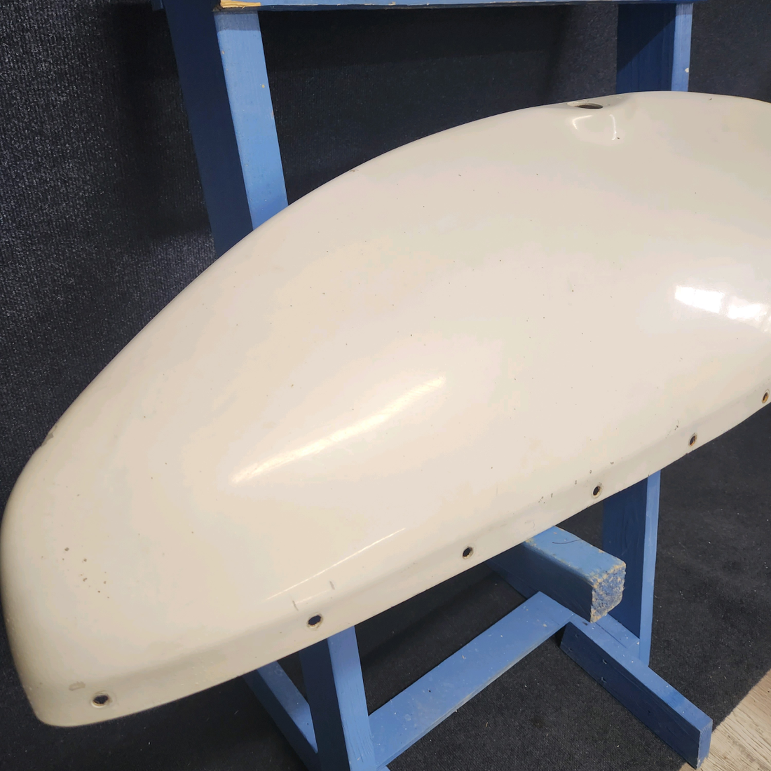 Used aircraft parts for sale, 62090-000 PIPER PA28-140 WING TIP ASSEMBLY LH - FIBERGLASS